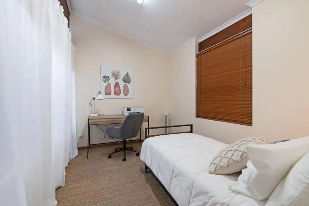 Character & Charm 3 Bed Home- Free Wine Adelaide Australië